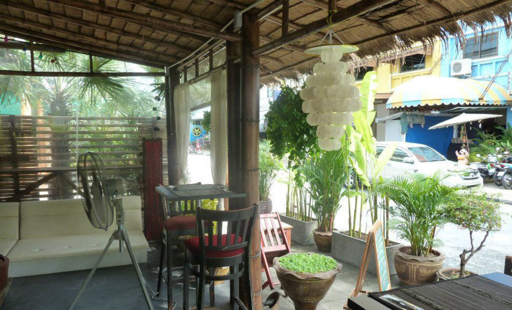 Supergreen Hotel Chalong Exterior photo