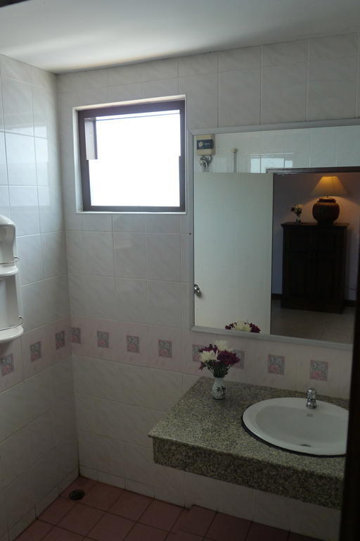 Supergreen Hotel Chalong Room photo